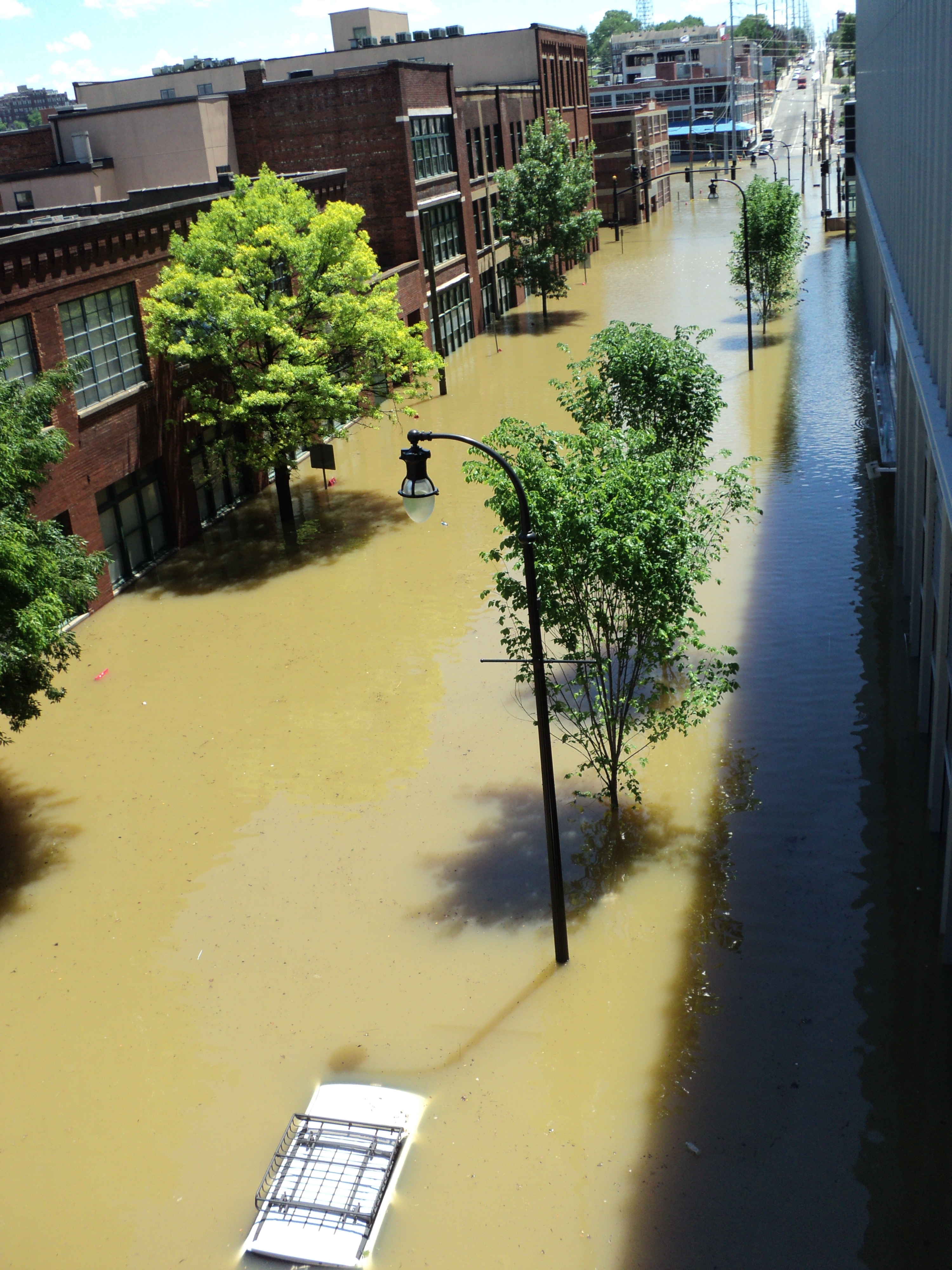 Image of downtown Nashville flooded 2nd street